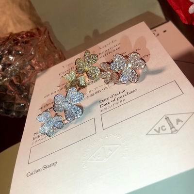 Van Cleef & Arpels ring 0528